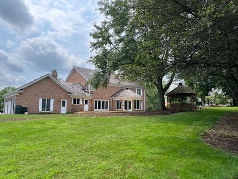 Tiny photo for 1 Hidden Lake Drive, Burr Ridge, IL 60527 (MLS # 12492908)
