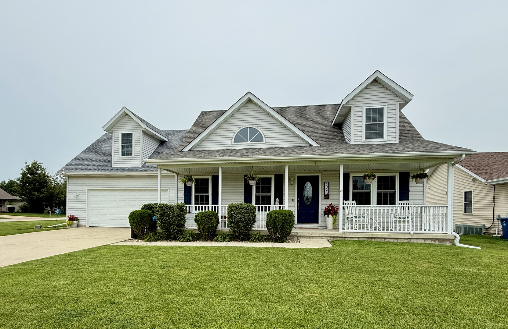 Photo 1 of 30 — 602 Suzanne Avenue, Bradley, IL 60915