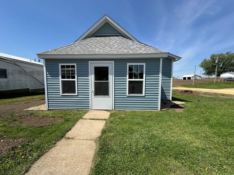 Photo of 442 Ferry Road, Miles, IA 52064 (MLS # 12648697)