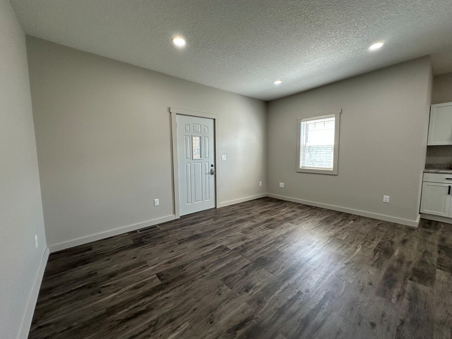 442 Ferry Road