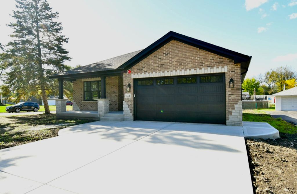 Photo for 3807 Patricia Lane, Richton Park, IL 60471 (MLS # 12506159)