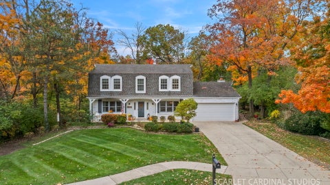 Tiny photo for 23W112 Kings Court, Glen Ellyn, IL 60137 (MLS # 12778702)