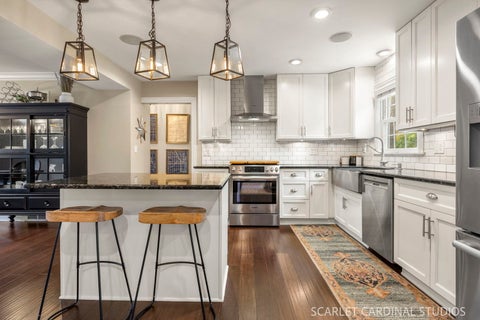 Tiny photo for 23W112 Kings Court, Glen Ellyn, IL 60137 (MLS # 12778702)