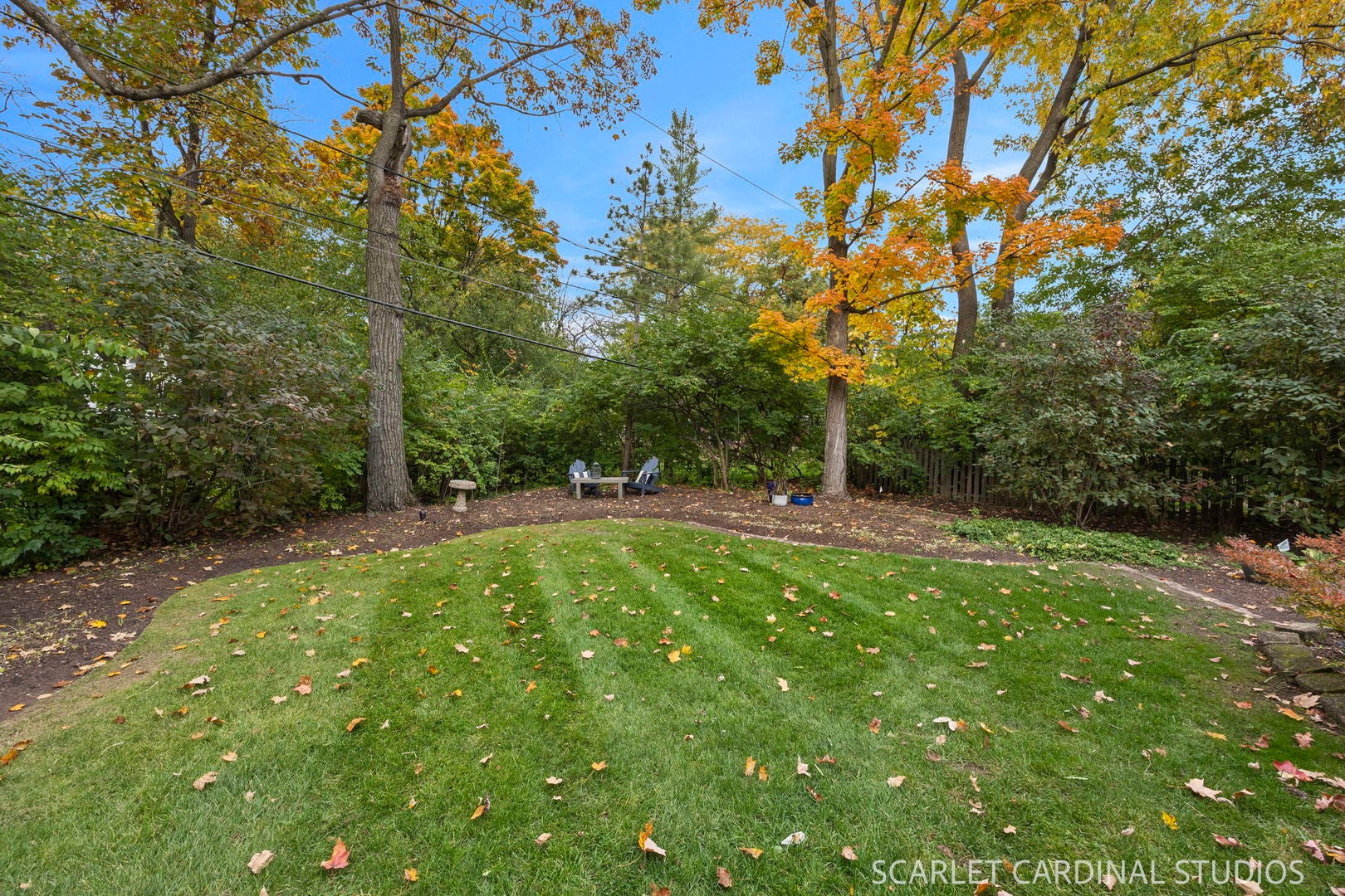 23W112 Kings Court
