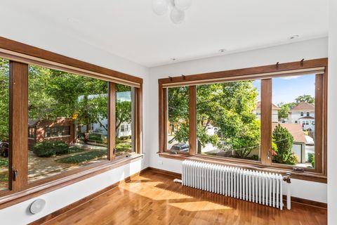 Tiny photo for 546 N Humphrey Avenue, Oak Park, IL 60302 (MLS # 12474365)