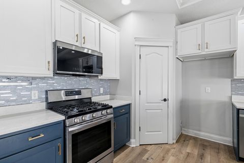 Tiny photo for 5320 Addyson Drive, Bettendorf, IA 52722 (MLS # 12580396)