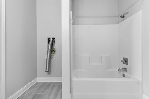 Tiny photo for 5320 Addyson Drive, Bettendorf, IA 52722 (MLS # 12580396)