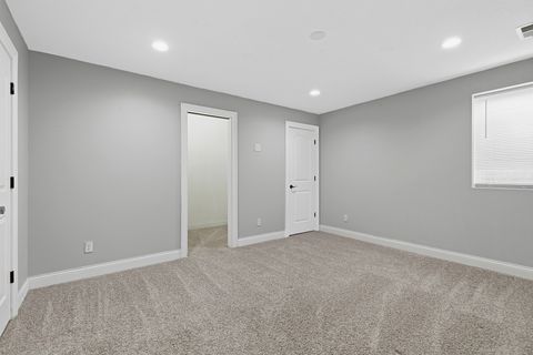 Tiny photo for 5320 Addyson Drive, Bettendorf, IA 52722 (MLS # 12580396)