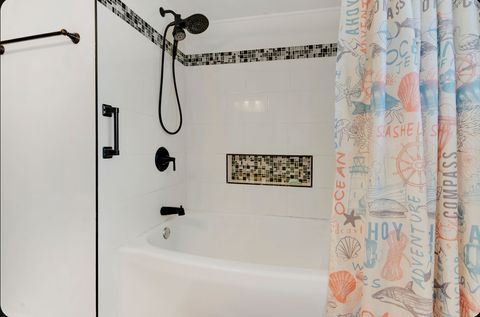 Tiny photo for 16321 Maryland Avenue, South Holland, IL 60473 (MLS # 12552509)