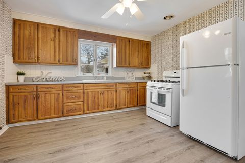 Tiny photo for 851 N Grove Avenue, Elgin, IL 60120 (MLS # 12554390)