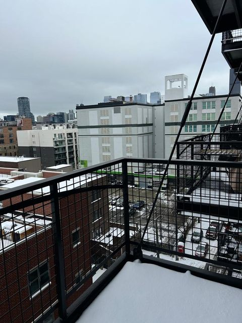 Tiny photo for 1224 W Van Buren Street #615, Chicago, IL 60607 (MLS # 12561850)