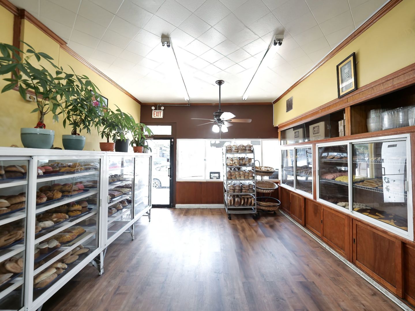 4242 S Archer Avenue