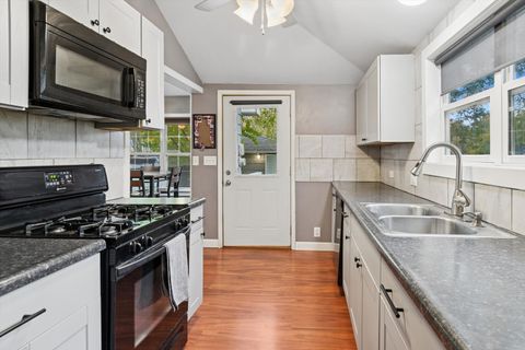 Tiny photo for 907 Maple Avenue, Lisle, IL 60532 (MLS # 12506911)