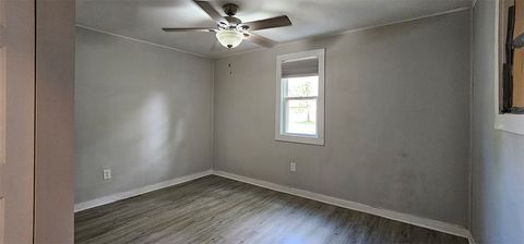 Tiny photo for 1009 8th Avenue, Rock Falls, IL 61071 (MLS # 12502619)