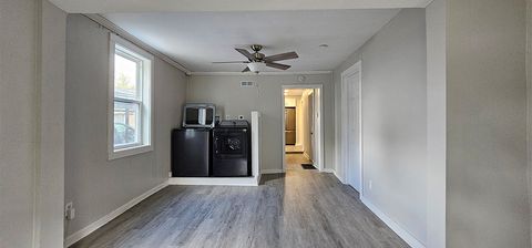 Tiny photo for 1009 8th Avenue, Rock Falls, IL 61071 (MLS # 12502619)