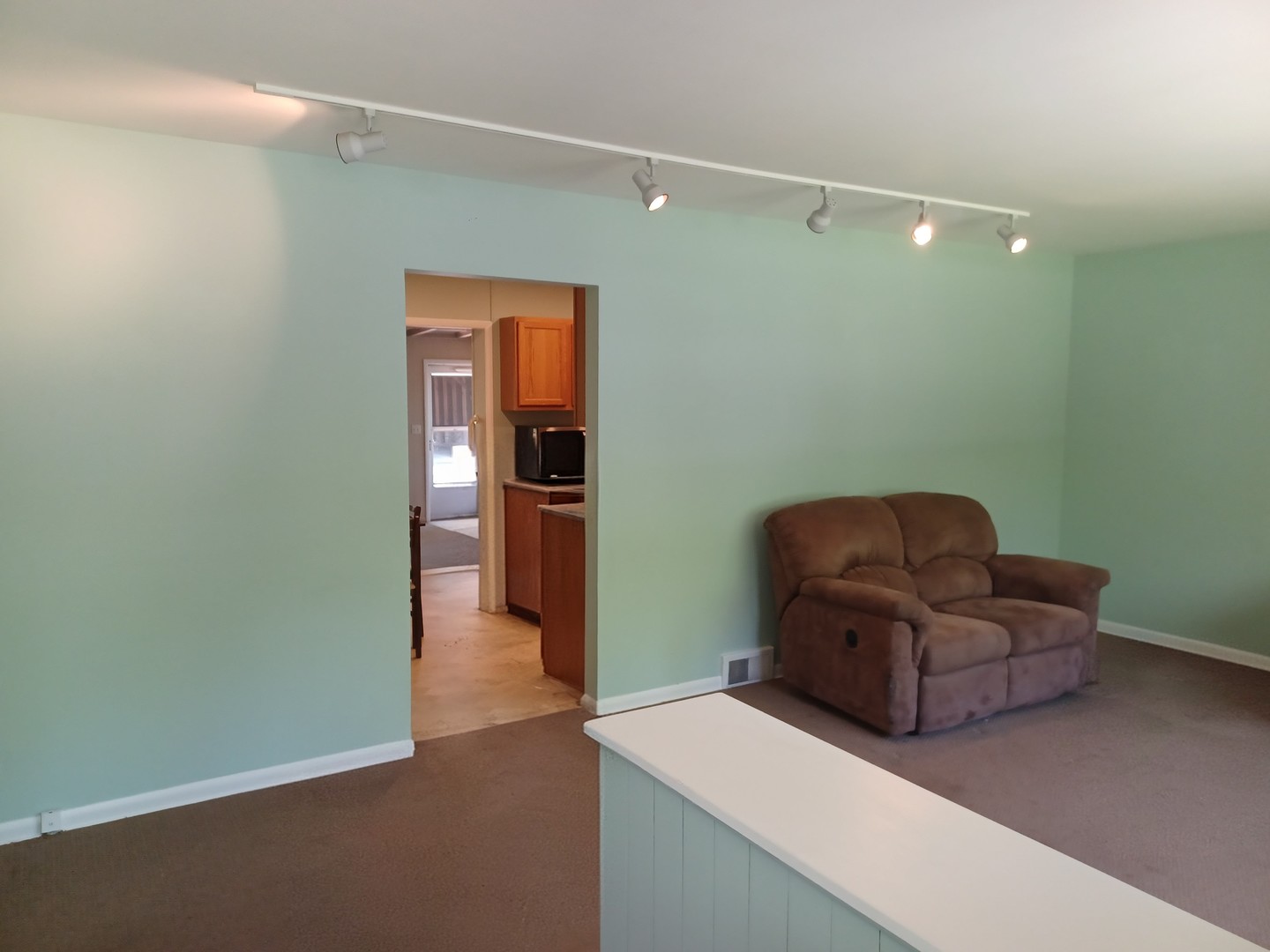 Properties 2 N537 Sunset Avenue