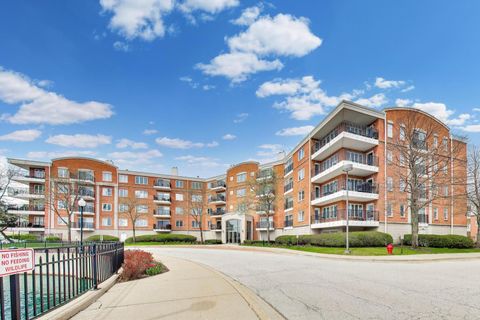 Tiny photo for 351 Town Place Circle #402, Buffalo Grove, IL 60089 (MLS # 12624660)