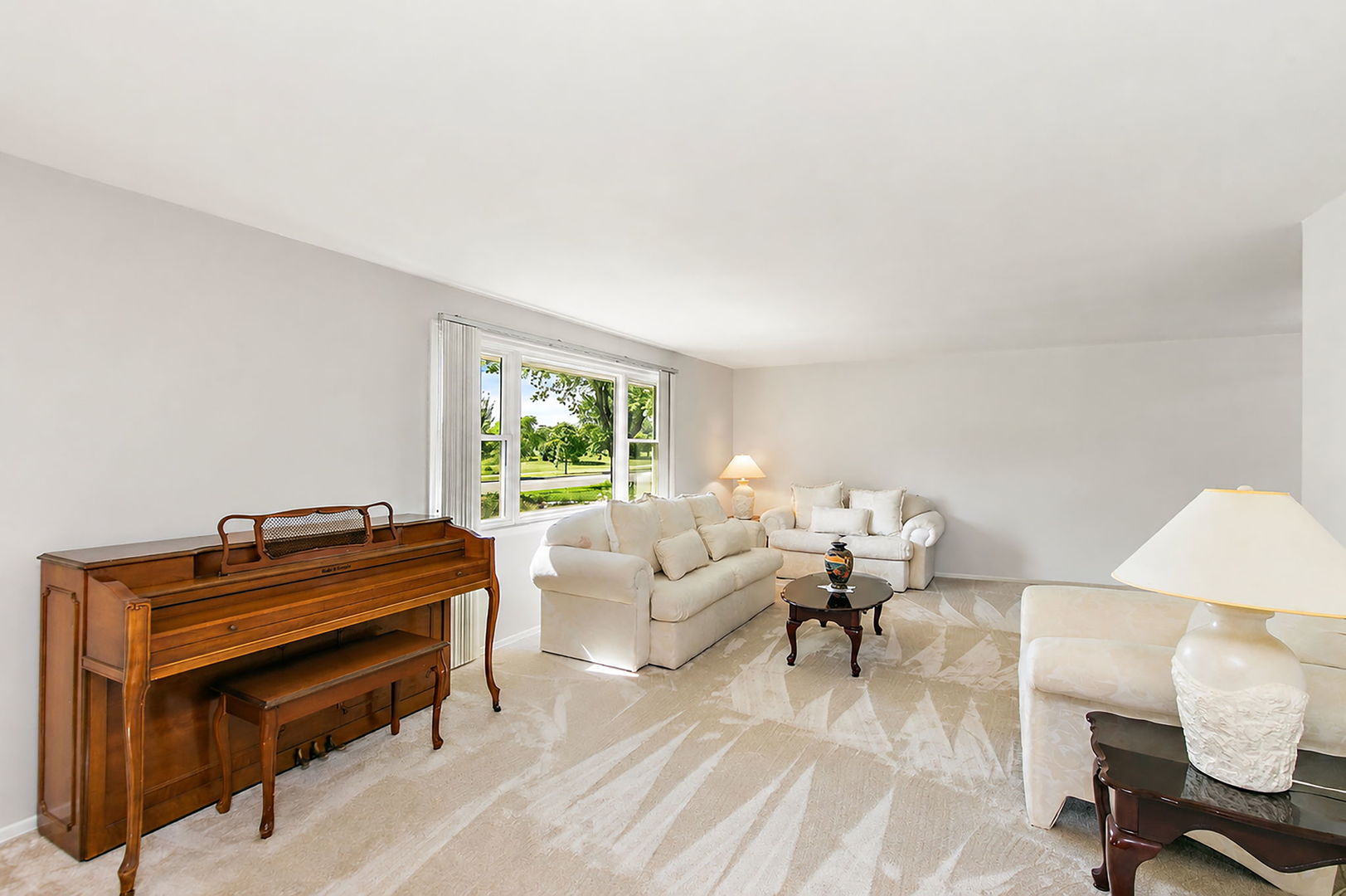 31 S Salem Drive