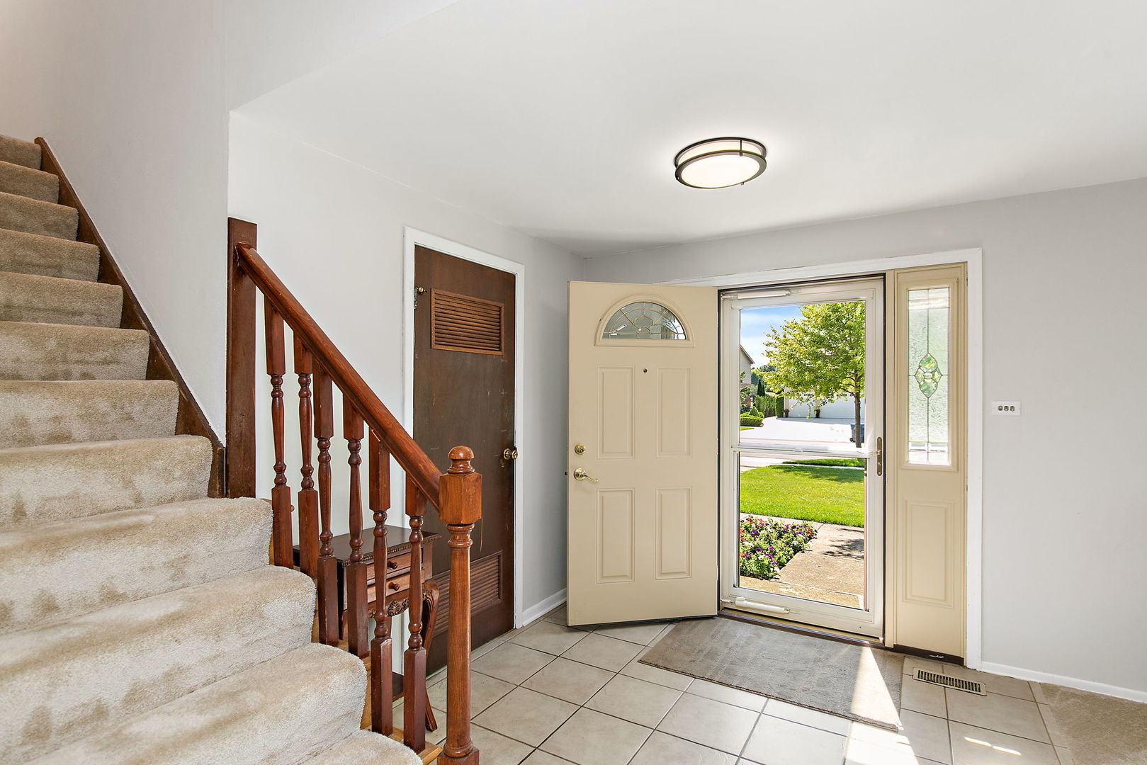 31 S Salem Drive