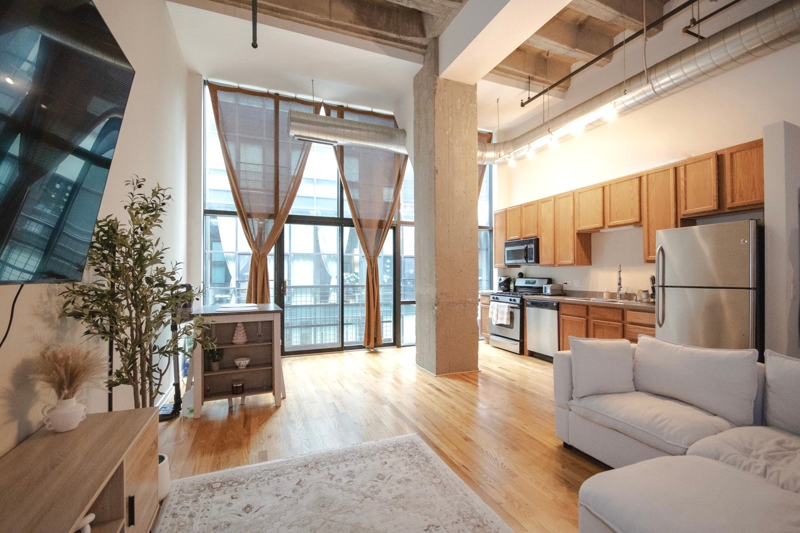 1645 W Ogden Avenue 440