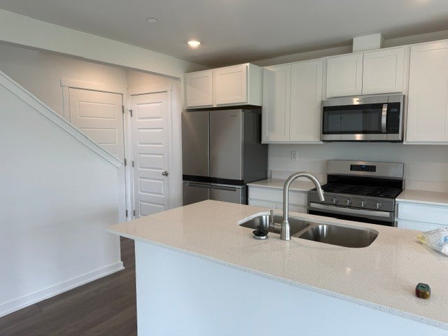 3552 Richardson Circle