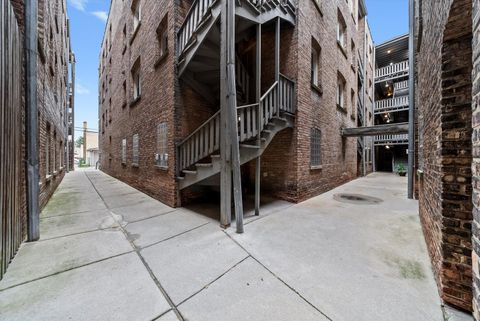 Tiny photo for 6815 21st Street #901, Berwyn, IL 60402 (MLS # 12501568)