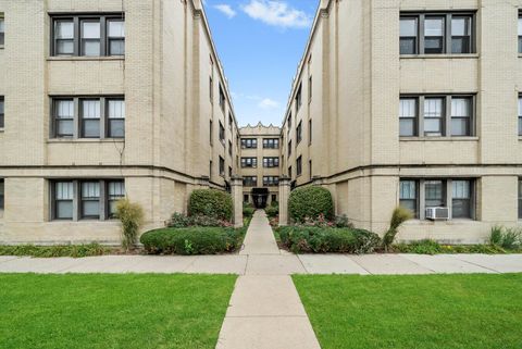 Tiny photo for 6815 21st Street #901, Berwyn, IL 60402 (MLS # 12501568)