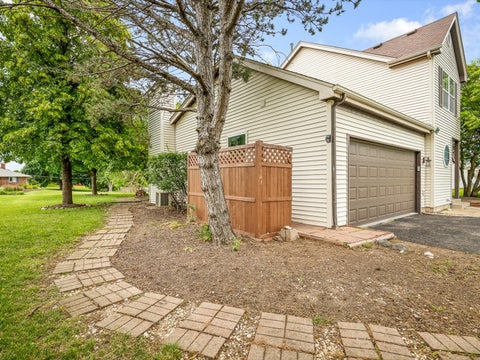 Tiny photo for 2006 Grandview Trail, Belvidere, IL 61008 (MLS # 12686170)