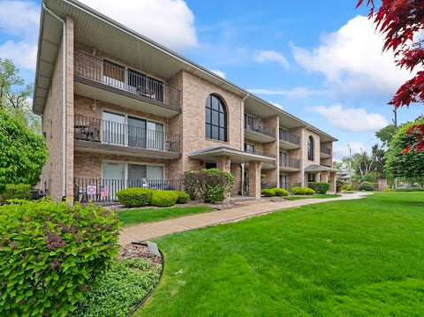 Photo of 10238 Southwest Highway #3A, Chicago Ridge, IL 60415 (MLS # 12631043)