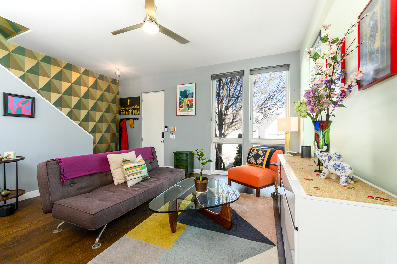 3652 N Kenneth Avenue