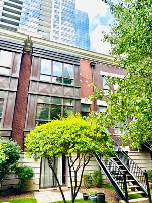 1346 S INDIANA PKWY, CHICAGO, IL 60605 - Image 891b0aecc6fb1a45887bce07a2a3a9eb/2583930