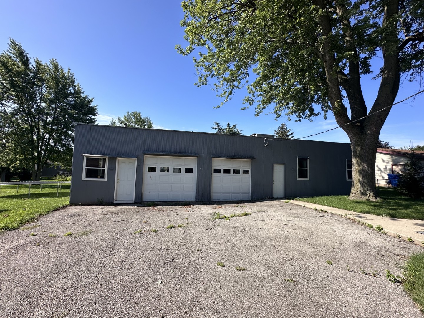 874 O'Conor Avenue