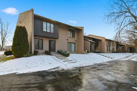 Tiny photo for 1100 Holbrook Road #D, Homewood, IL 60430 (MLS # 12547620)