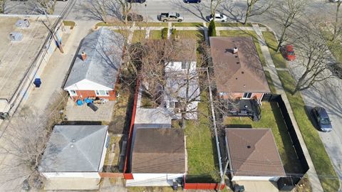 Tiny photo for 7538 E Praire Road, Skokie, IL 60076 (MLS # 12603153)