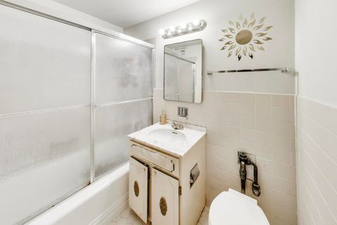 Tiny photo for 5050 S East End Avenue #3B, Chicago, IL 60615 (MLS # 12614735)