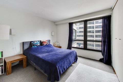 Tiny photo for 5050 S East End Avenue #3B, Chicago, IL 60615 (MLS # 12614735)