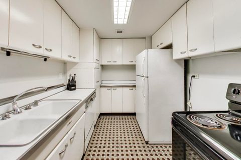 Tiny photo for 5050 S East End Avenue #3B, Chicago, IL 60615 (MLS # 12614735)