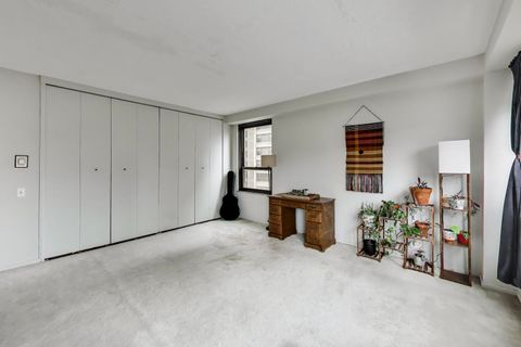 Tiny photo for 5050 S East End Avenue #3B, Chicago, IL 60615 (MLS # 12614735)