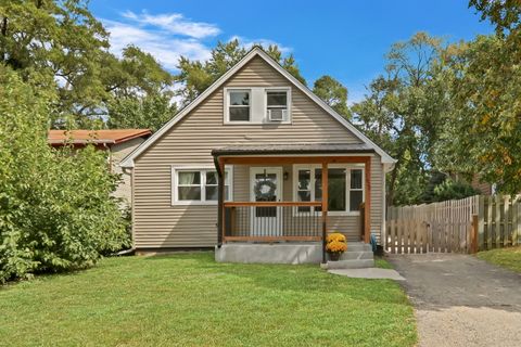 Tiny photo for 1623 N HICKORY Avenue, Round Lake Beach, IL 60073 (MLS # 12470302)