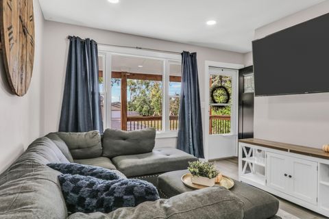 Tiny photo for 1623 N HICKORY Avenue, Round Lake Beach, IL 60073 (MLS # 12470302)