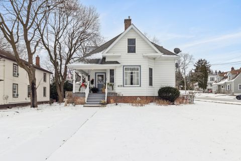 Photo of 419 Dean Street, Woodstock, IL 60098 (MLS # 12536404)