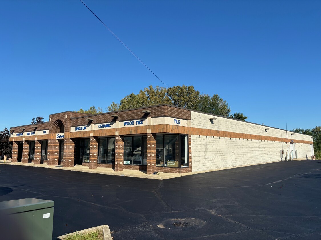 3500 Grand Avenue