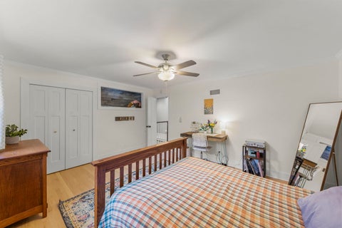 Tiny photo for 1725 Maple Leaf Court, Wheaton, IL 60187 (MLS # 12745569)