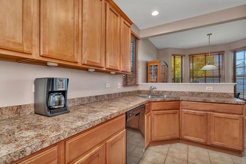 Tiny photo for 25408 Cove Court, Plainfield, IL 60544 (MLS # 12509456)