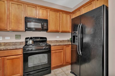 Tiny photo for 25408 Cove Court, Plainfield, IL 60544 (MLS # 12509456)