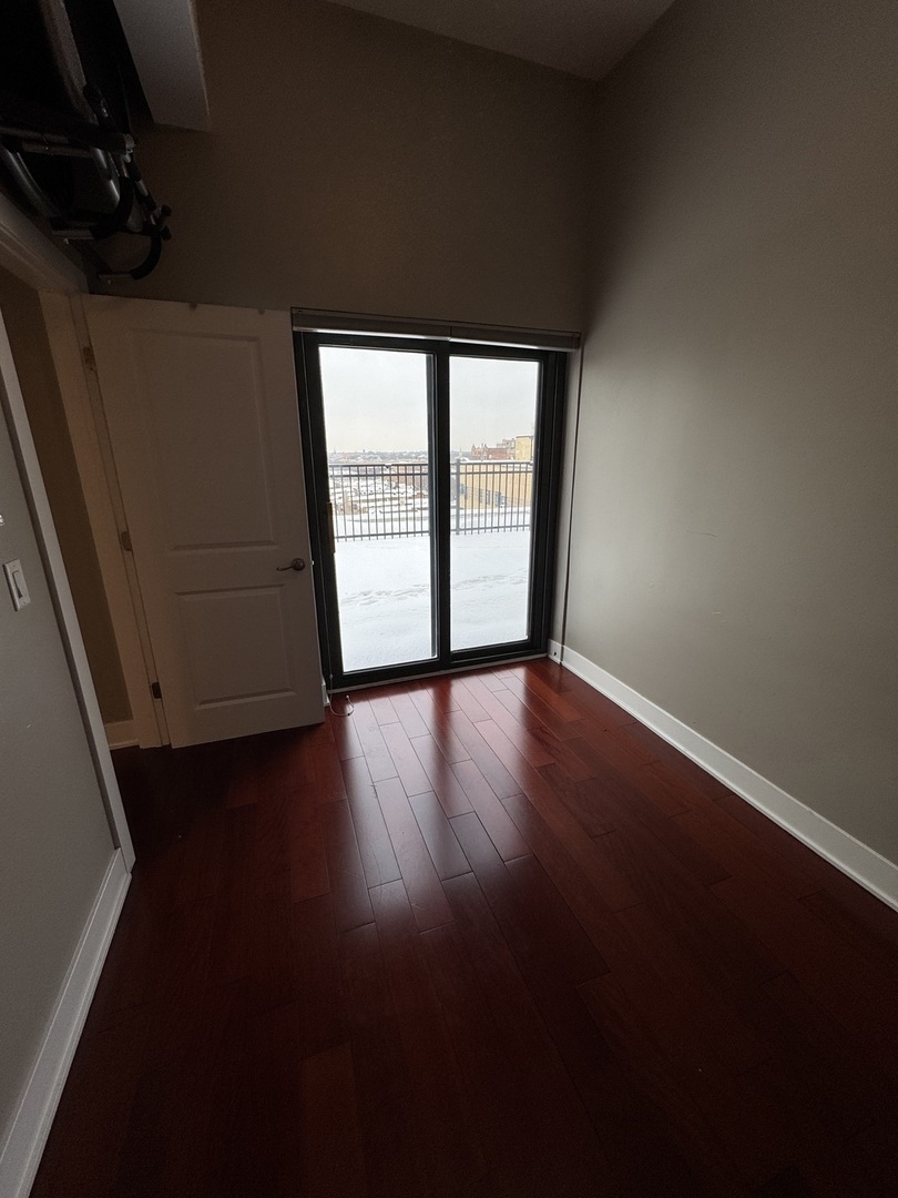 5048 N Marine Drive A9