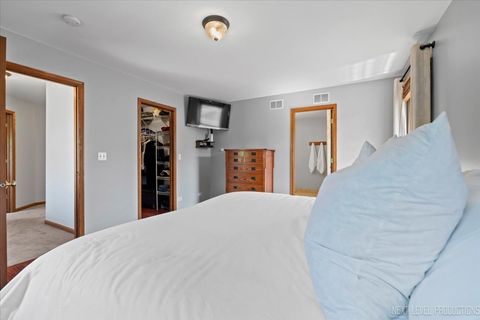 Tiny photo for 209 Somerset Drive, Sugar Grove, IL 60554 (MLS # 12457409)