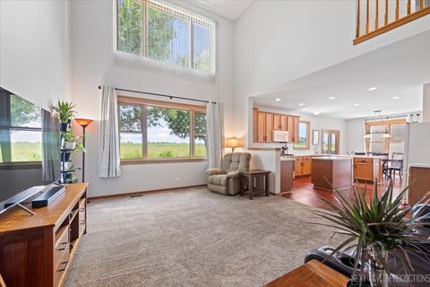 Tiny photo for 209 Somerset Drive, Sugar Grove, IL 60554 (MLS # 12457409)