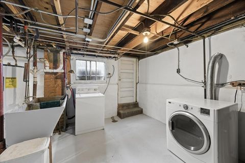 Tiny photo for 624 S Taylor Avenue, Oak Park, IL 60304 (MLS # 12588057)