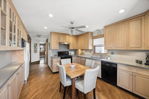 Tiny photo for 624 S Taylor Avenue, Oak Park, IL 60304 (MLS # 12588057)